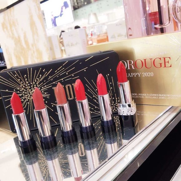 dior rouge couture collection
